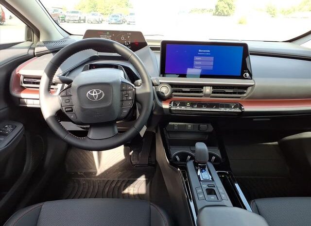 
 Toyota Prius Plug-In Hybrid full									