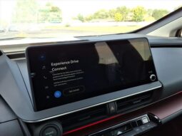 Toyota Prius Plug-In Hybrid full