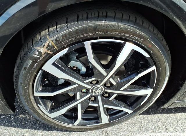 
 Toyota Prius Plug-In Hybrid full									