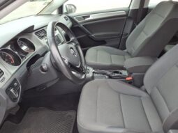 
 Volkswagen Golf full									