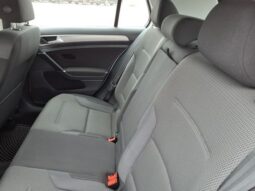 
 Volkswagen Golf full									