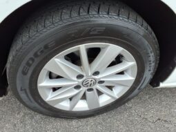 
 Volkswagen Golf full									