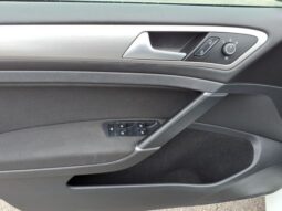 
 Volkswagen Golf full									