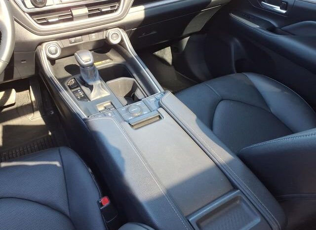 
 Toyota Grand Highlander full									