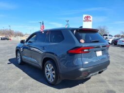 Toyota Grand Highlander full