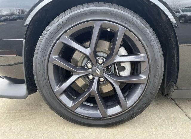 
 Dodge Challenger full									