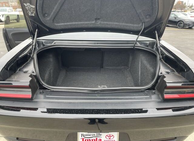 
 Dodge Challenger full									