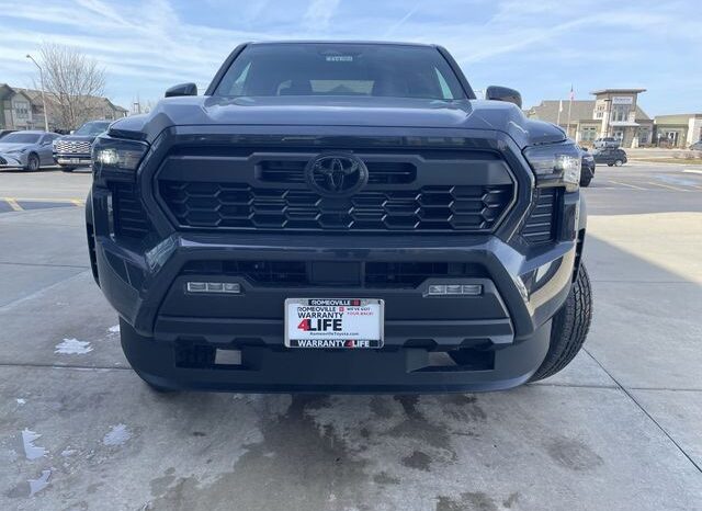 
 Toyota Tacoma Hybrid full									