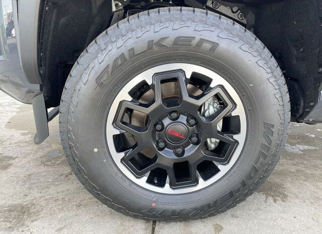 
 Toyota Tacoma Hybrid full									