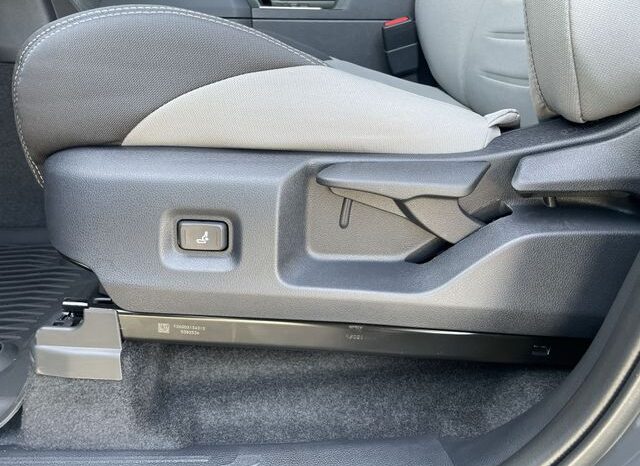 
 Toyota Tacoma Hybrid full									