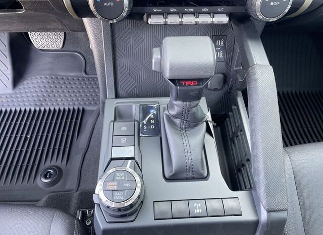 
 Toyota Tacoma Hybrid full									