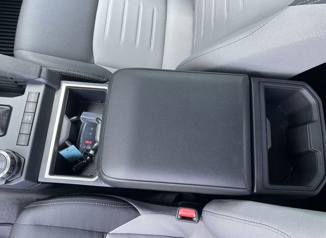 
 Toyota Tacoma Hybrid full									