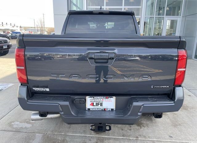 
 Toyota Tacoma Hybrid full									