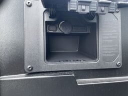 
 Toyota Tacoma Hybrid full									