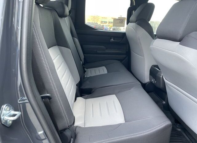 
 Toyota Tacoma Hybrid full									