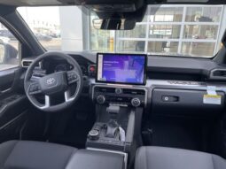 
 Toyota Tacoma Hybrid full									