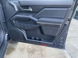 
 Toyota Tacoma Hybrid full									