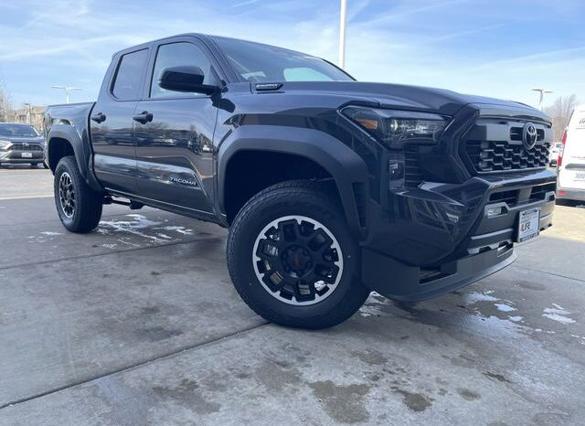 
 Toyota Tacoma Hybrid full									