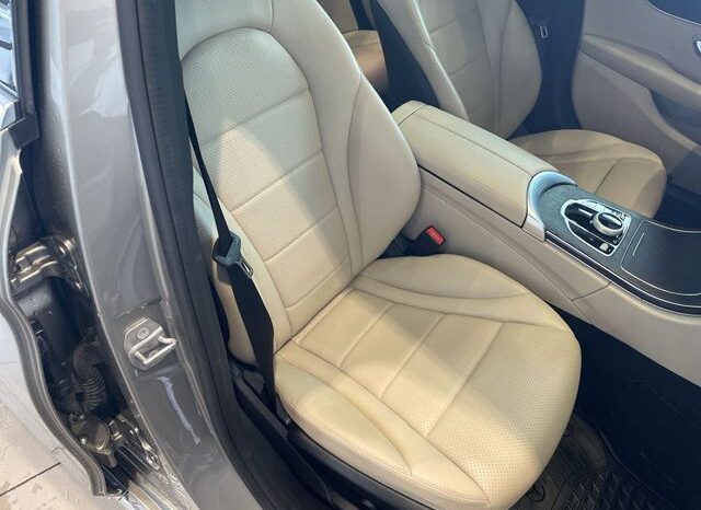 
 Mercedes-Benz C-Class full									