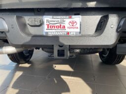 
 Toyota Tacoma full									
