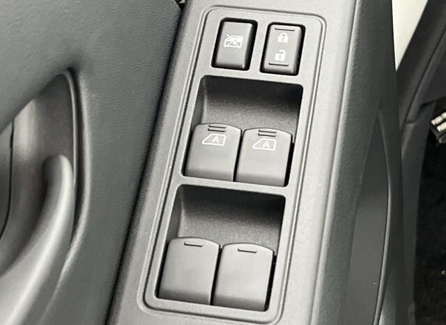 
 Nissan Frontier full									