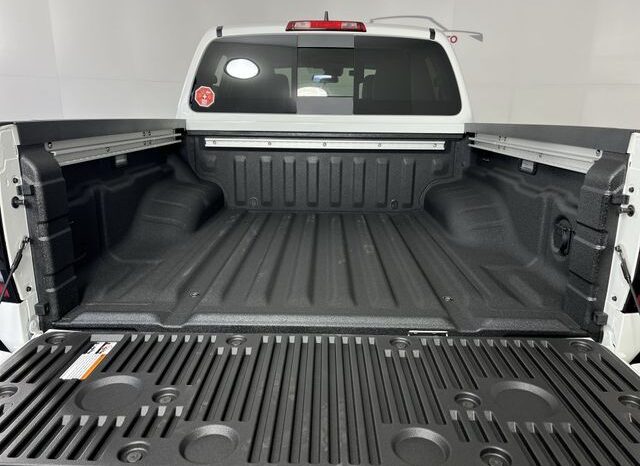 
 Nissan Frontier full									