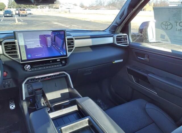 
 Toyota Tundra Hybrid full									