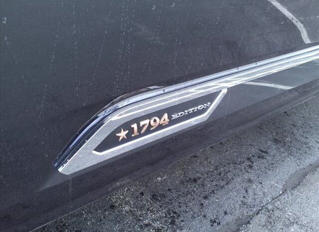 
 Toyota Tundra Hybrid full									