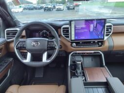 
 Toyota Tundra Hybrid full									