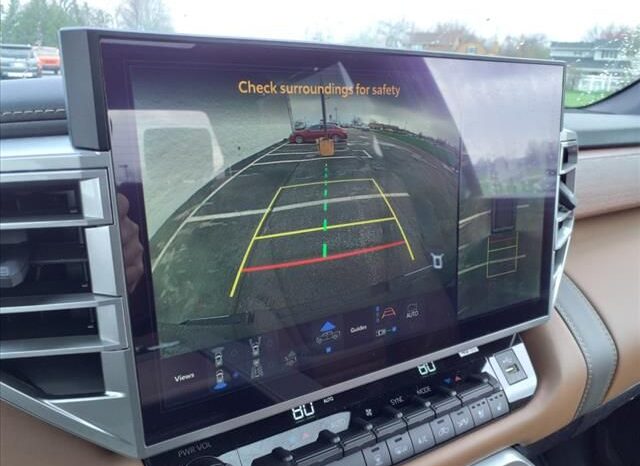 
 Toyota Tundra Hybrid full									