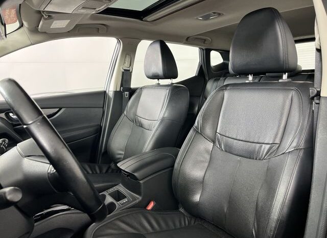 
 Nissan Rogue Sport full									