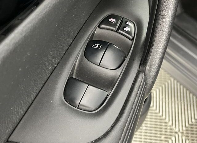 
 Nissan Rogue Sport full									