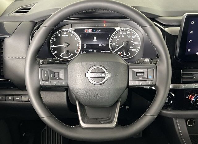 
 Nissan Pathfinder full									