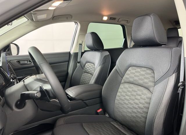 
 Nissan Pathfinder full									