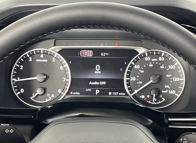 
 Nissan Pathfinder full									