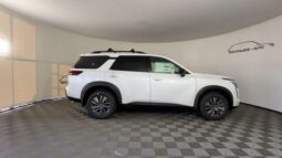 Nissan Pathfinder full
