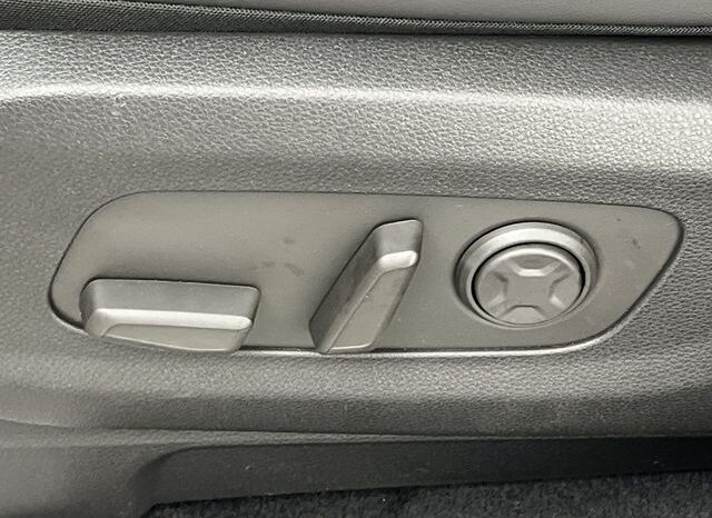 
 Kia Carnival Hybrid full									