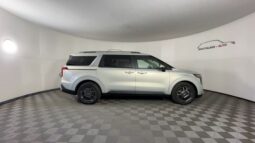 
 Kia Carnival Hybrid full									