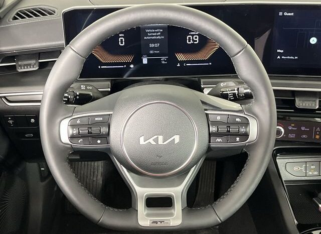 
 Kia K5 full									