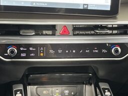 
 Kia Sorento Hybrid full									