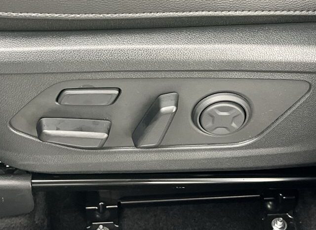 
 Kia Sorento Hybrid full									