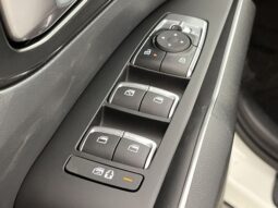 
 Kia Sorento Hybrid full									