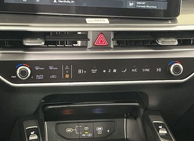 
 Kia Sorento Hybrid full									