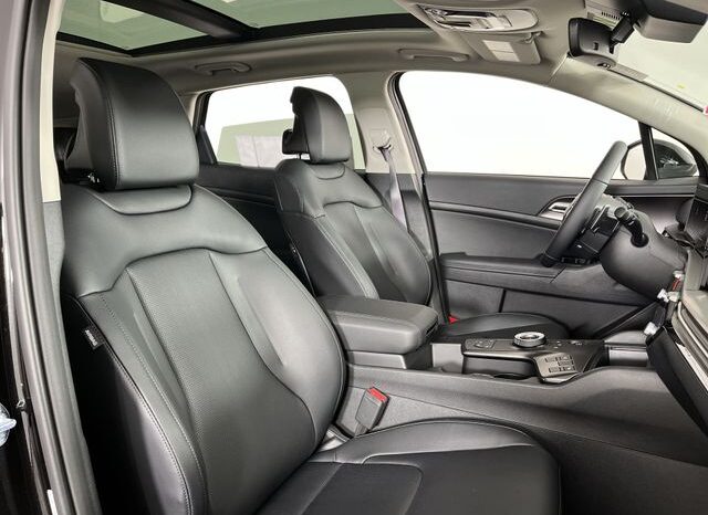 
 Kia Sportage Hybrid full									