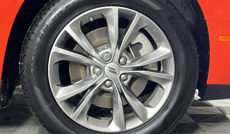 
 Dodge Challenger full									