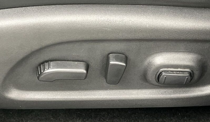 
 Nissan Pathfinder full									