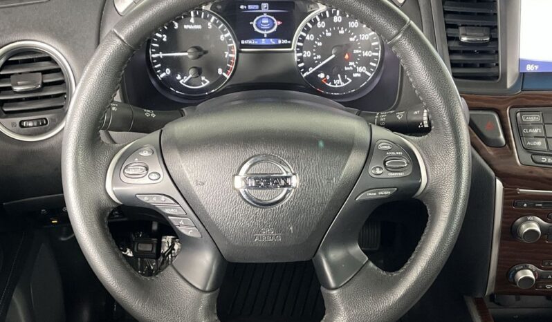 
 Nissan Pathfinder full									
