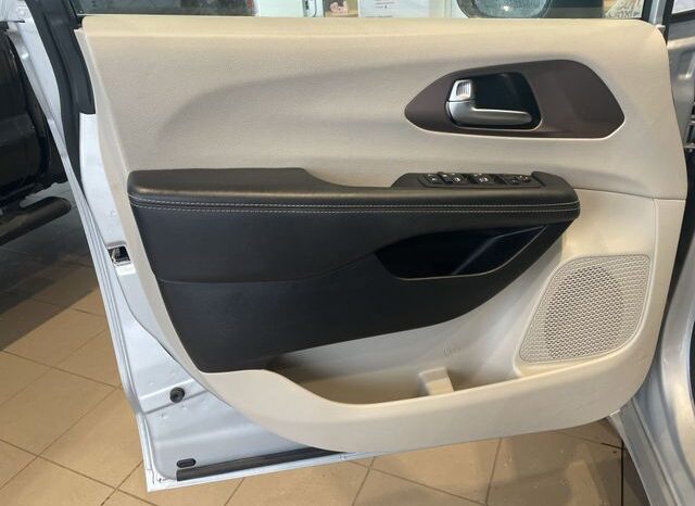 
 Chrysler Voyager full									