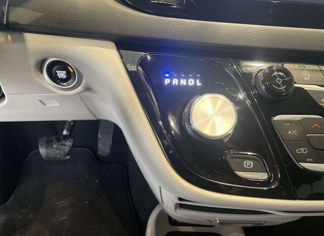 
 Chrysler Voyager full									