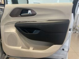 
 Chrysler Voyager full									